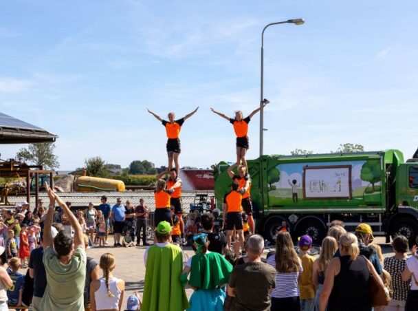 Afbeelding voor Wijkhelden bedankt voor inzet op Wijkheldendag